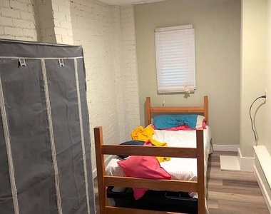 774 Boulevard - Photo Thumbnail 3