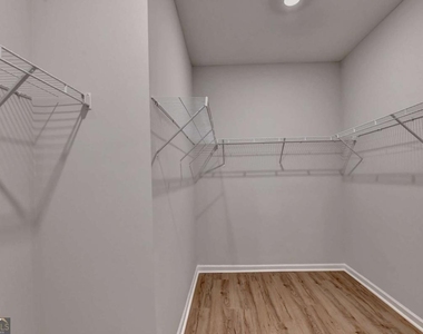 175 Grey Falcon Avenue - Photo Thumbnail 28