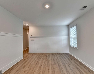 175 Grey Falcon Avenue - Photo Thumbnail 34