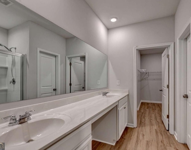 175 Grey Falcon Avenue - Photo Thumbnail 24