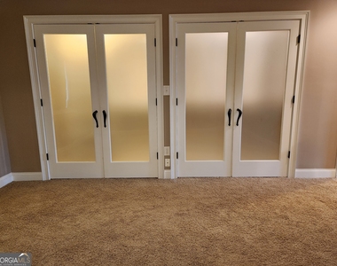 1085 Holly Drive - Photo Thumbnail 21