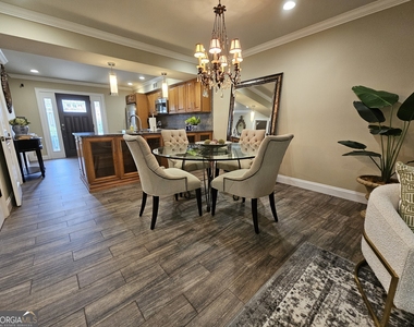 1085 Holly Drive - Photo Thumbnail 11