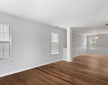 317 Shasta Lane - Photo Thumbnail 9