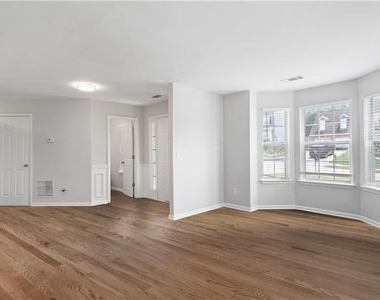 317 Shasta Lane - Photo Thumbnail 10