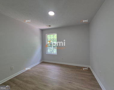 304 Klinetop Drive - Photo Thumbnail 11