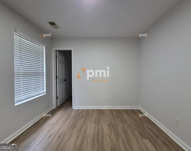 304 Klinetop Drive - Photo Thumbnail 9