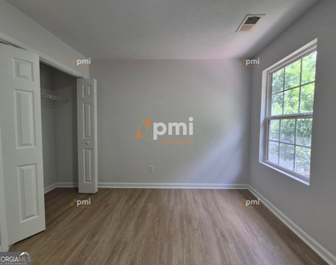 304 Klinetop Drive - Photo Thumbnail 10