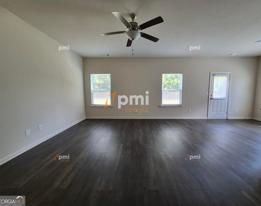 115 Foley Drive - Photo Thumbnail 4