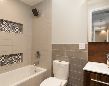 615 Gates Avenue - Photo Thumbnail 5