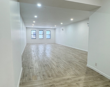 7315 13th Avenue - Photo Thumbnail 5