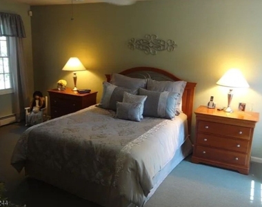 246 Fresh Ponds Rd - Photo Thumbnail 9