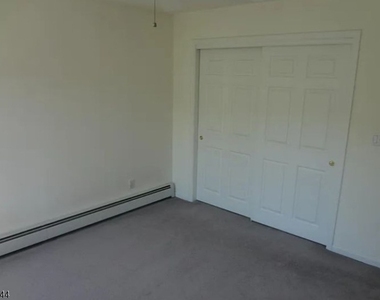 246 Fresh Ponds Rd - Photo Thumbnail 6