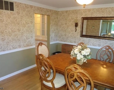 246 Fresh Ponds Rd - Photo Thumbnail 18