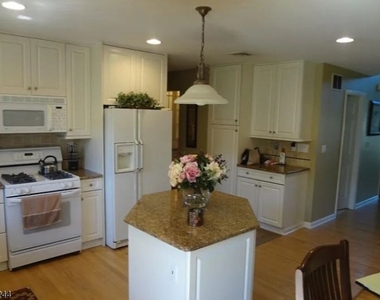 246 Fresh Ponds Rd - Photo Thumbnail 20