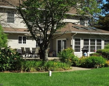 246 Fresh Ponds Rd - Photo Thumbnail 33