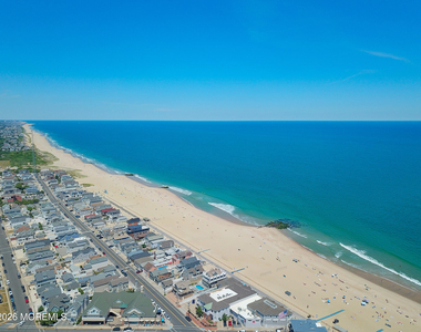 207 4th Avenue - Photo Thumbnail 28