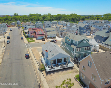 207 4th Avenue - Photo Thumbnail 26