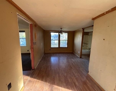 225 County Road 4090 - Photo Thumbnail 9