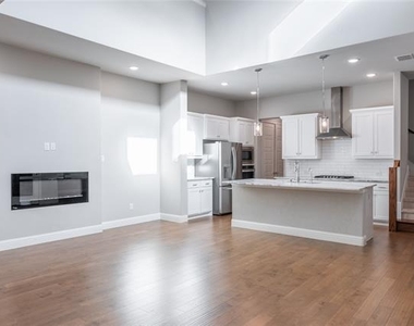 11436 Tusk Trail - Photo Thumbnail 9