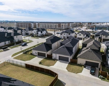 11436 Tusk Trail - Photo Thumbnail 22