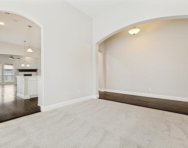 861 Countryside Way - Photo Thumbnail 8