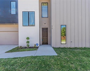 4319 Sylvester Street - Photo Thumbnail 2