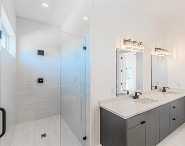4319 Sylvester Street - Photo Thumbnail 20