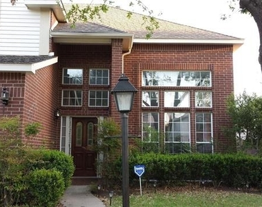 2212 Chasefield Drive - Photo Thumbnail 2