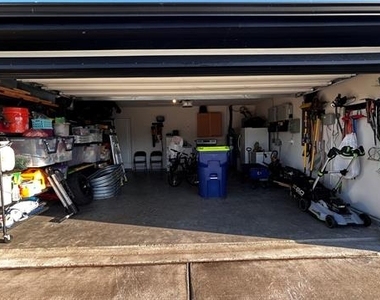 818 Coastline Way - Photo Thumbnail 1