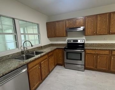 2829 Arcadia Lane - Photo Thumbnail 12