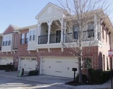 1211 Lake Pointe Way - Photo Thumbnail 1