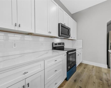 2505 Birmingham Avenue - Photo Thumbnail 11