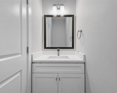 2505 Birmingham Avenue - Photo Thumbnail 13