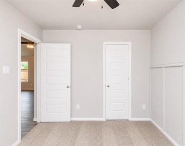 3344 Duncan Way - Photo Thumbnail 18