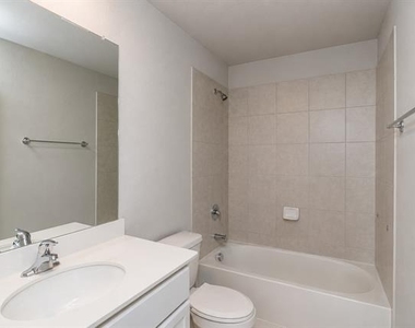 3344 Duncan Way - Photo Thumbnail 20