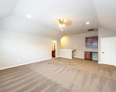 13028 Flatiron Trail - Photo Thumbnail 31