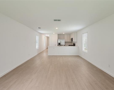 12104 Steeplechase Drive - Photo Thumbnail 10