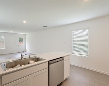 12104 Steeplechase Drive - Photo Thumbnail 5