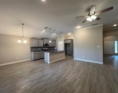 148 Frank Street - Photo Thumbnail 17