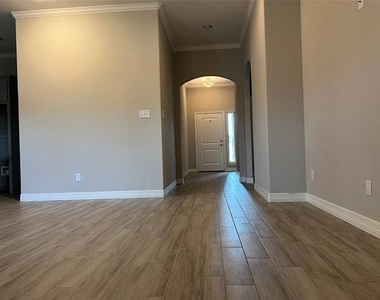 148 Frank Street - Photo Thumbnail 31