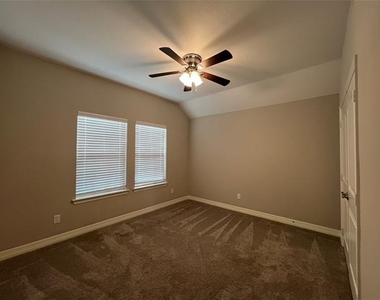 148 Frank Street - Photo Thumbnail 25