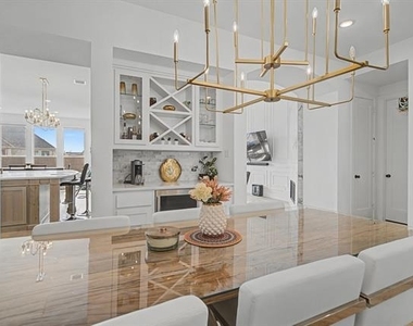 2531 Whitewood Drive - Photo Thumbnail 8