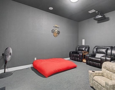 2531 Whitewood Drive - Photo Thumbnail 22
