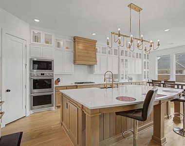 2531 Whitewood Drive - Photo Thumbnail 15