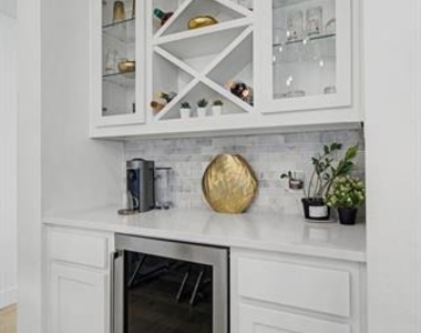 2531 Whitewood Drive - Photo Thumbnail 9