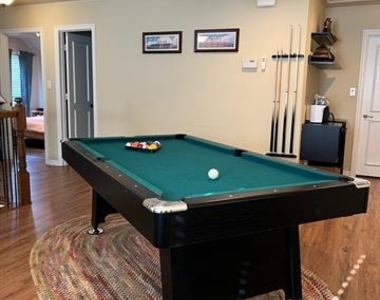 1625 Roma Lane - Photo Thumbnail 9