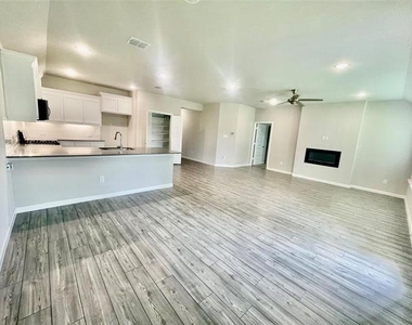525 Ardsley Lane - Photo Thumbnail 33
