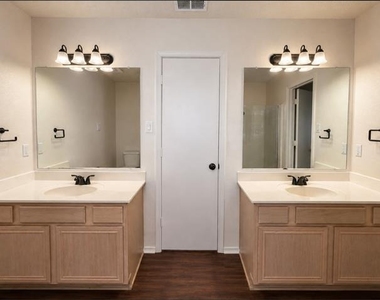 6409 Riverwater Trail - Photo Thumbnail 10