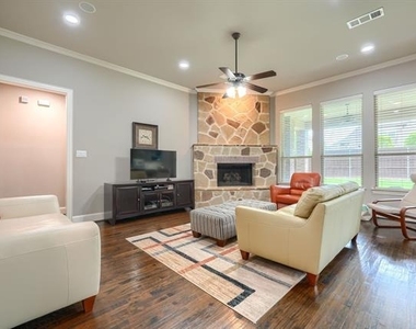 14839 Story Lane - Photo Thumbnail 16