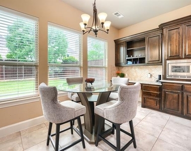 14839 Story Lane - Photo Thumbnail 8